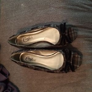 Candie's women's size 9 1/2 plaid flats